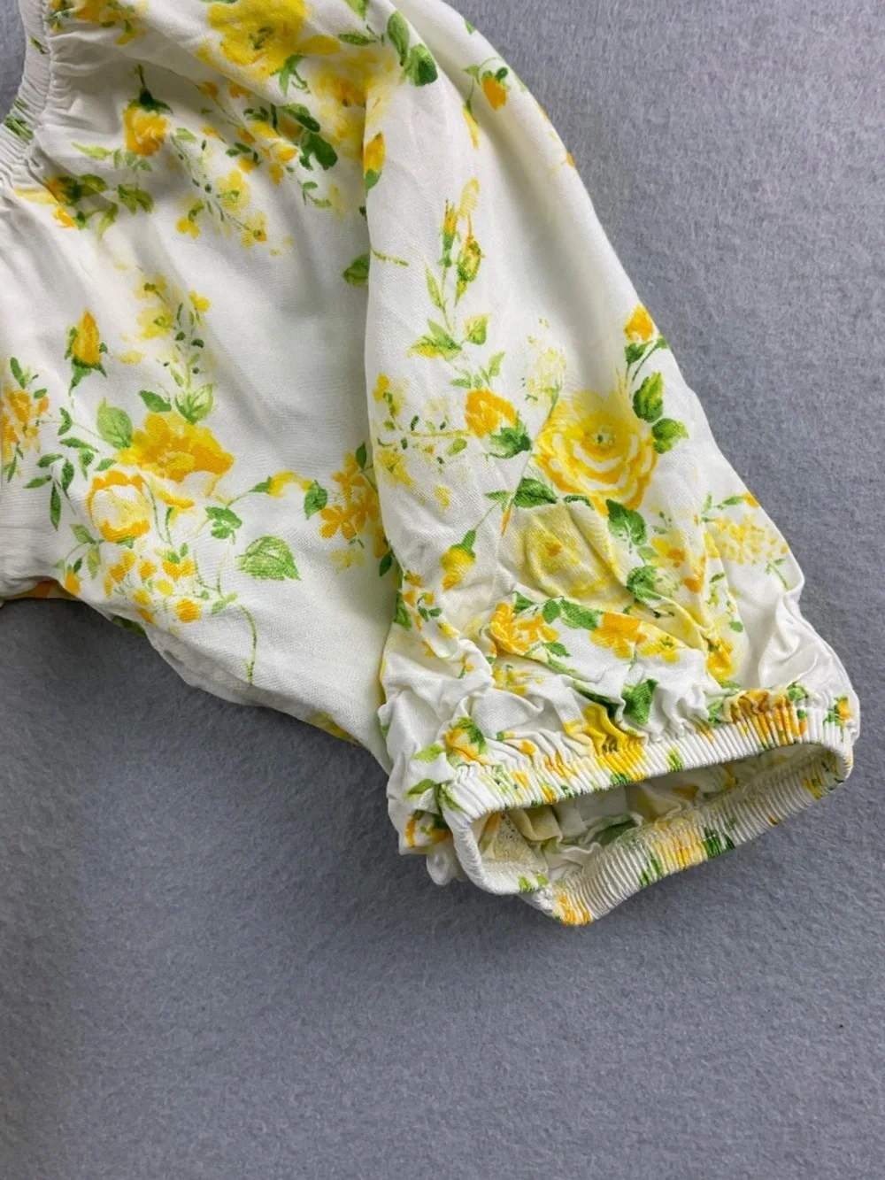 Children's Place Yellow Floral Smocked Bodice Puff Sleeve Dress Size 7/8